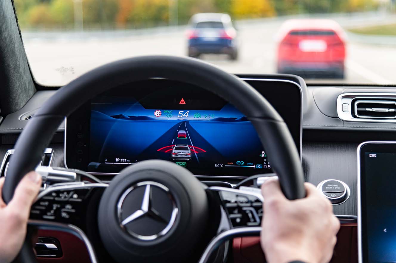 Avertisseur de franchissement sur l'écran du tableau de bord